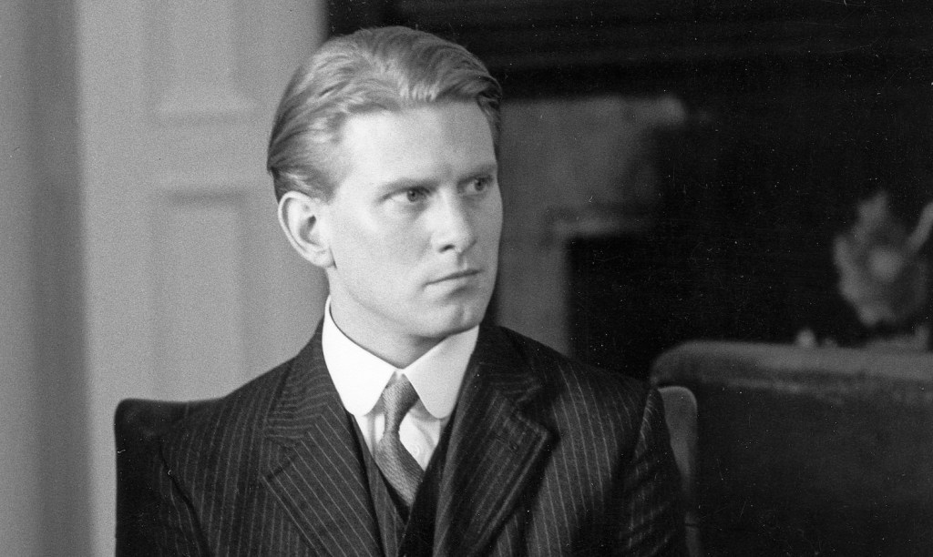 James Wilby acts as Maurice Hall in the film 'Maurice' (directed by James Ivory) in London, December 1986.