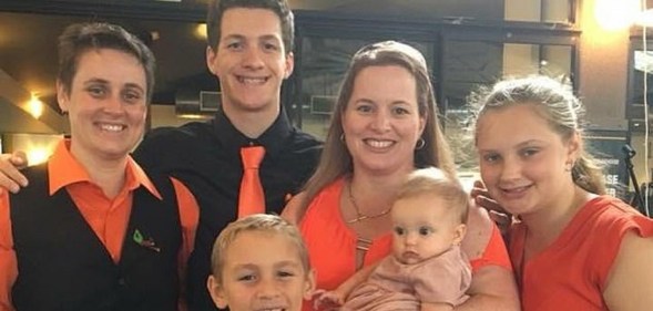 Shannon Ashton and Lisa Quinn with their children