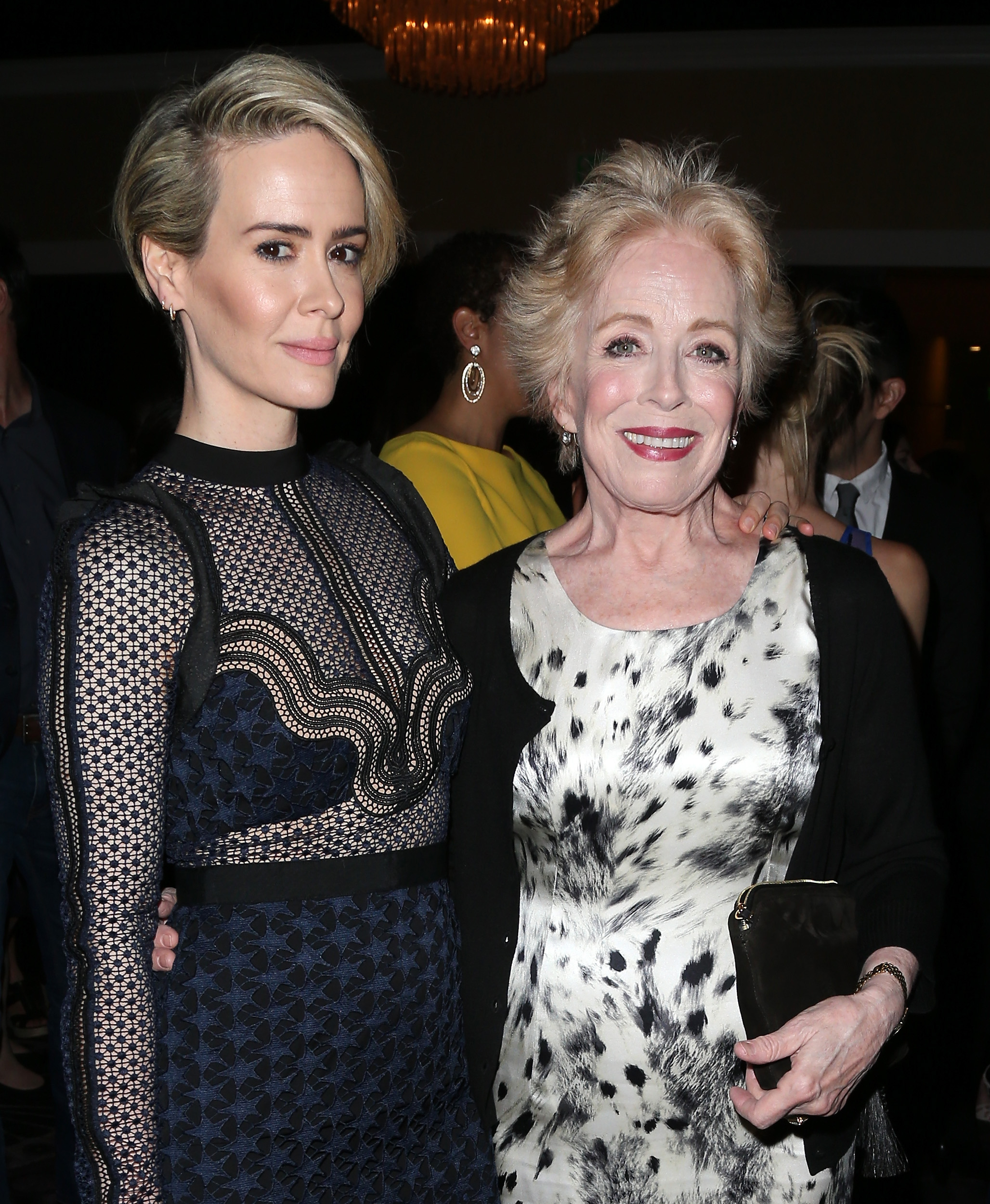 Sarah Paulson was told that dating Holland Taylor could damage her career |  PinkNews