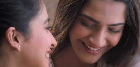 Photo of Sonam Kapoor and Regina Cassandra in Ek Ladki Ko Dekha Aisa Laga.