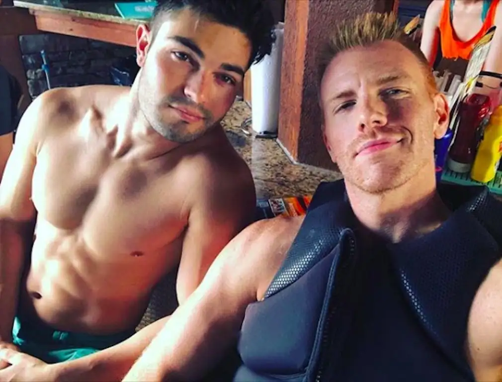 This Walking Dead actor took a photo with a gay porn star and social media  lit up | PinkNews