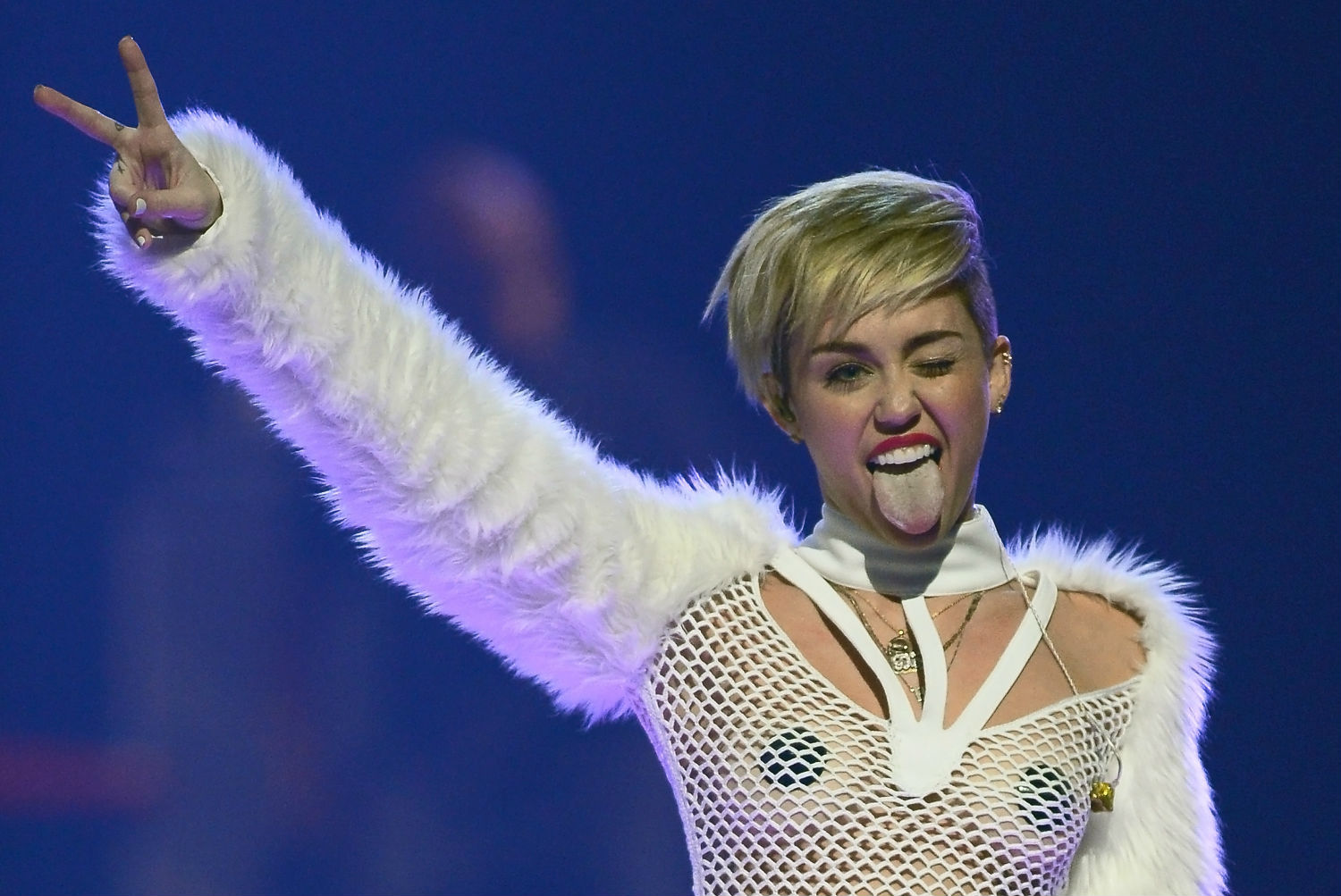 Miley Cyrus too sexually explicit for VMAs complain Christian group PinkNews