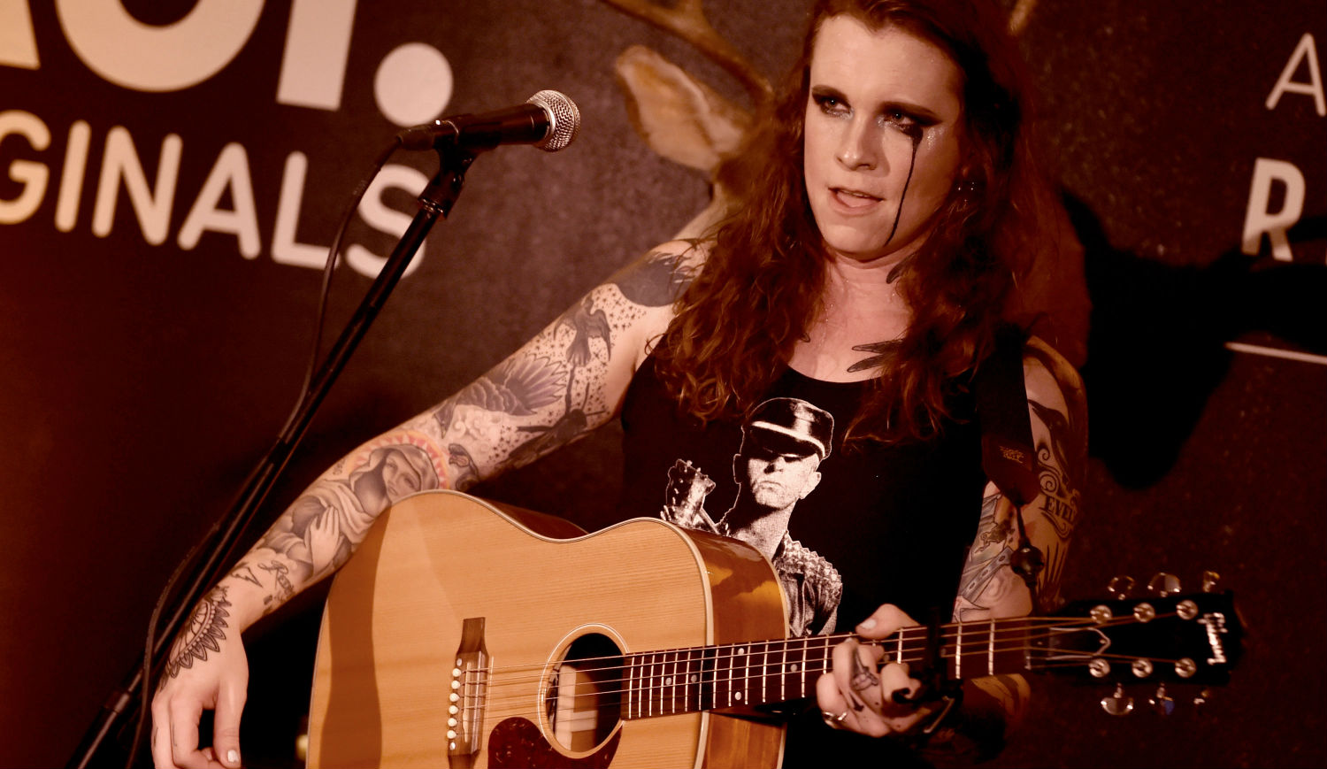 Watch Against Me!'s Laura Jane Grace Perform at the Infamous Four
