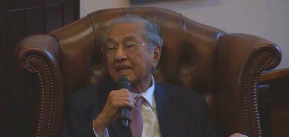 Mahathir bin Mohamad hit out at same-sex marriage