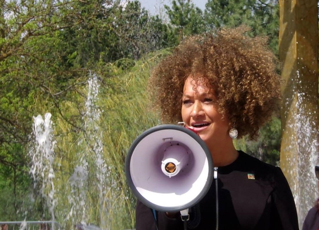 Rachel Dolezal says transgender people face less prejudice than she ...