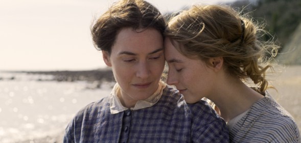 Ammonite: First image of Kate Winslet and Saoirse Ronan as lesbian lovers