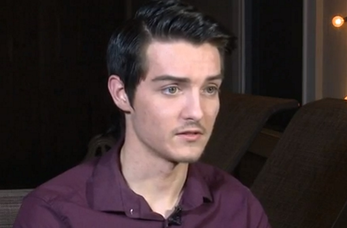 Florida landlord filmed 'throwing tenant out because he's gay' PinkNews