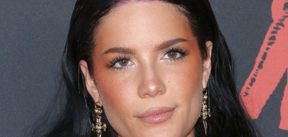 Halsey attends VMAs with rainbow hair