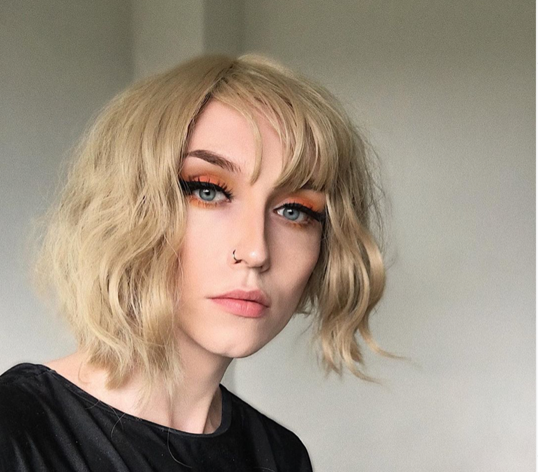 Trans woman's response when a a guy sent a nude pic is eye-opening