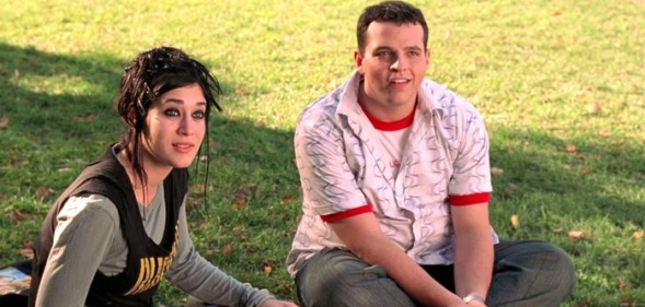 Lizzy Caplan (L) and Daniel Franzese in Mean Girls. (Mean Girls/IMDb)