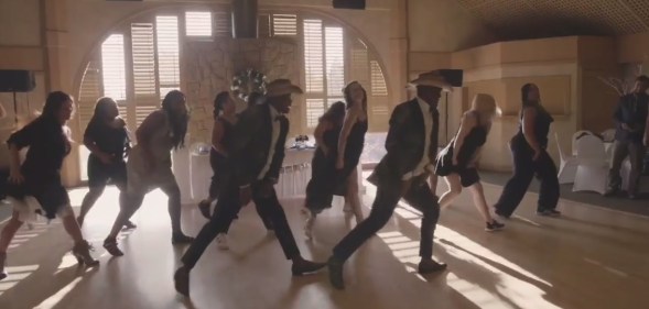 Isaiah and Taylor Green-Jones pulled off the flawless dance routine