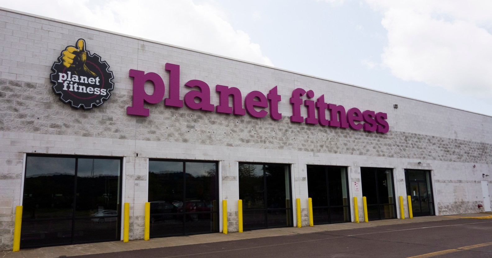 A view of Planet Fitness in the Columbia Mall on July 24, 2017 in Bloomsburg, Pennsylvania. (DON EMMERT/AFP via Getty Images)