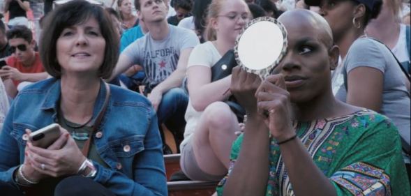 This exchange between Monet X Change before she was famous and a stranger in Times Square is everything