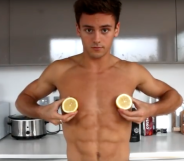 Tom Daley was been caught in a crossfire of criticism again for a video where he recommends drinking lemon juice. (Screen capture via YouTube)