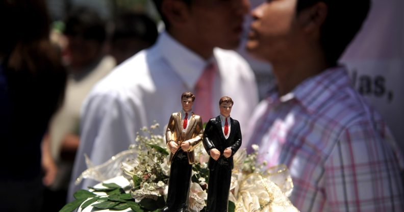 Peru: LGBT couples symbolically marry to protest ban on equal marriage