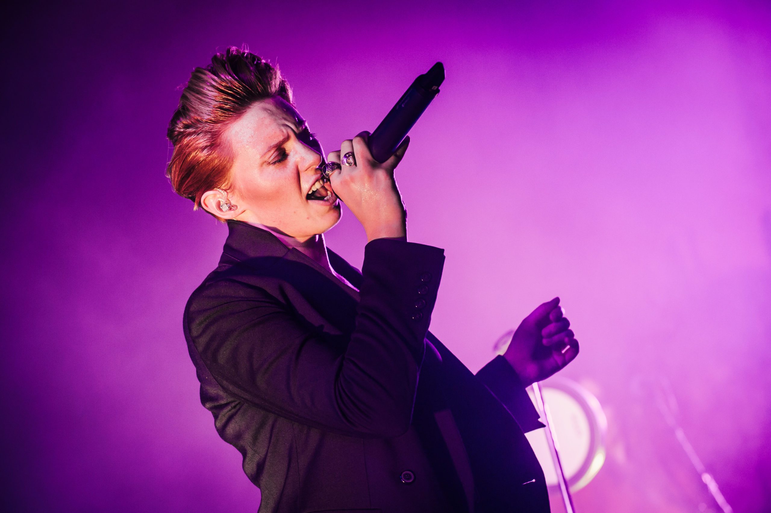 La Roux shares the heartbreaking reason why used to hide her sexuality