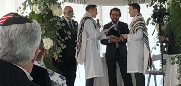 Rabbi Avram Mlotek performs same-sex wedding