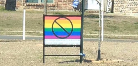 anti-LGBT+ lesbian couple sign Louisiana
