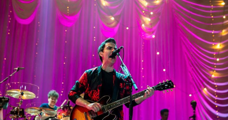 Kelly Jones of Stereophonics performing on stage