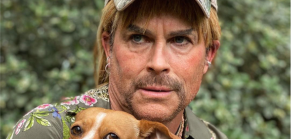 Actor Rob Lowe is 'developing' a Tiger King project with Ryan Murphy. His dog, however, is terrified of the road ahead, apparently. (Instagram)