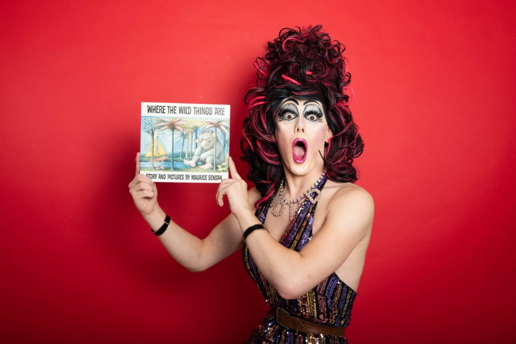 Mumsnet users threaten drag queen for wanting to read books to kids