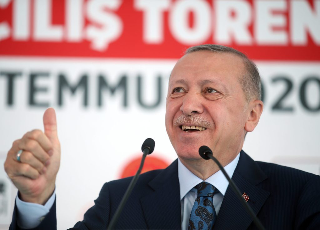Turkish president Recep Erdoğan gestures. (Mustafa Kamaci/Anadolu Agency via Getty Images)