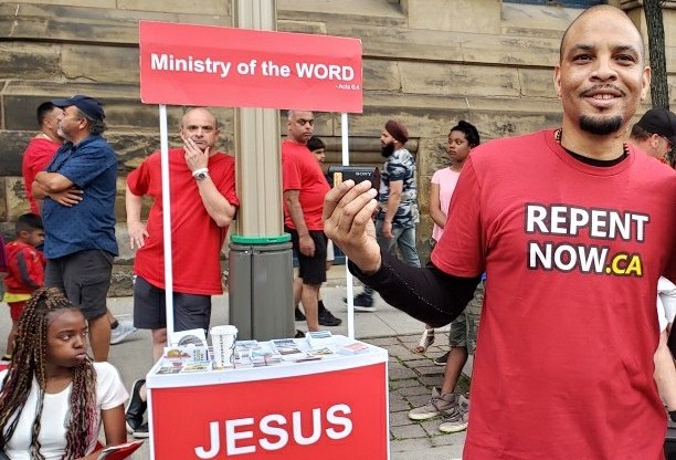homophobic street preacher dorre love