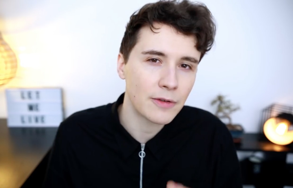 Daniel Howorth Dan Howell: YouTuber says that coming out transformed his mental health