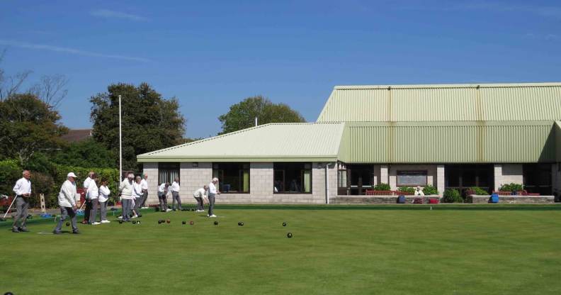 Women's bowling club facing backlash over 'archaic' transgender policy