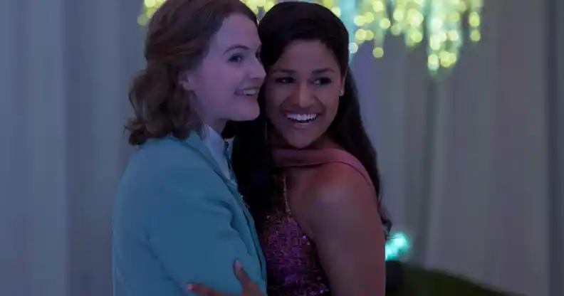 Jo Ellen Pellman as Emma and Ariana Debose as Alyssa in The Prom