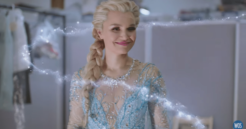 Samantha Banks stars as Elsa in the West End production of Frozen. (YouTube)