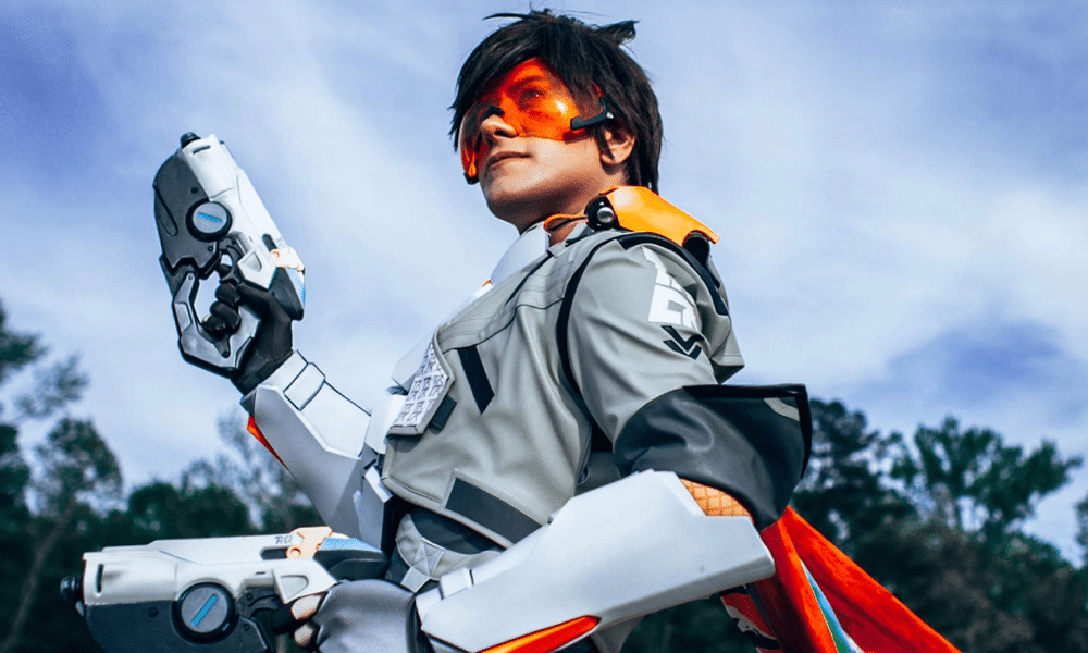 My Overwatch 2 Tracer Cosplay!! : r/Overwatch