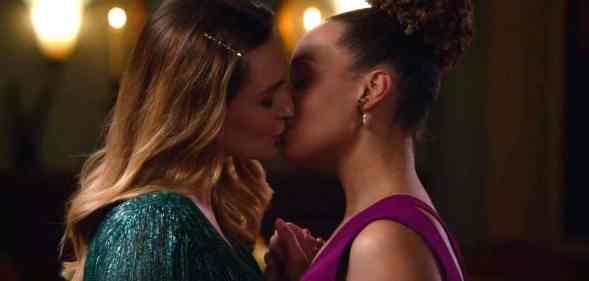 Joy and Zoey share a kiss in the series finale of Hallmark's Good Witch
