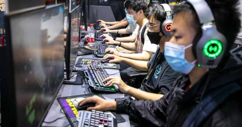 Chinese teens to have gaming time limited