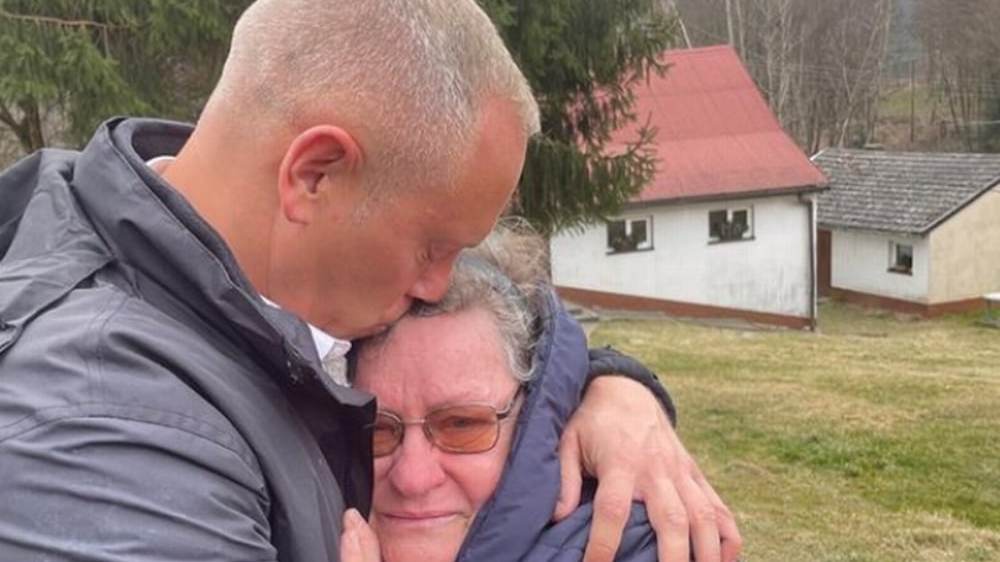 Judge Rinder hugging the grandmother of Oksana Platero