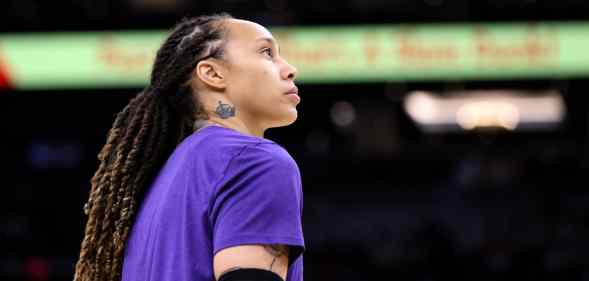 Brittney Griner look up during a basketball match