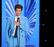 Andrew Garfield wore a trans Pride flag pin at the GLAAD Awards.