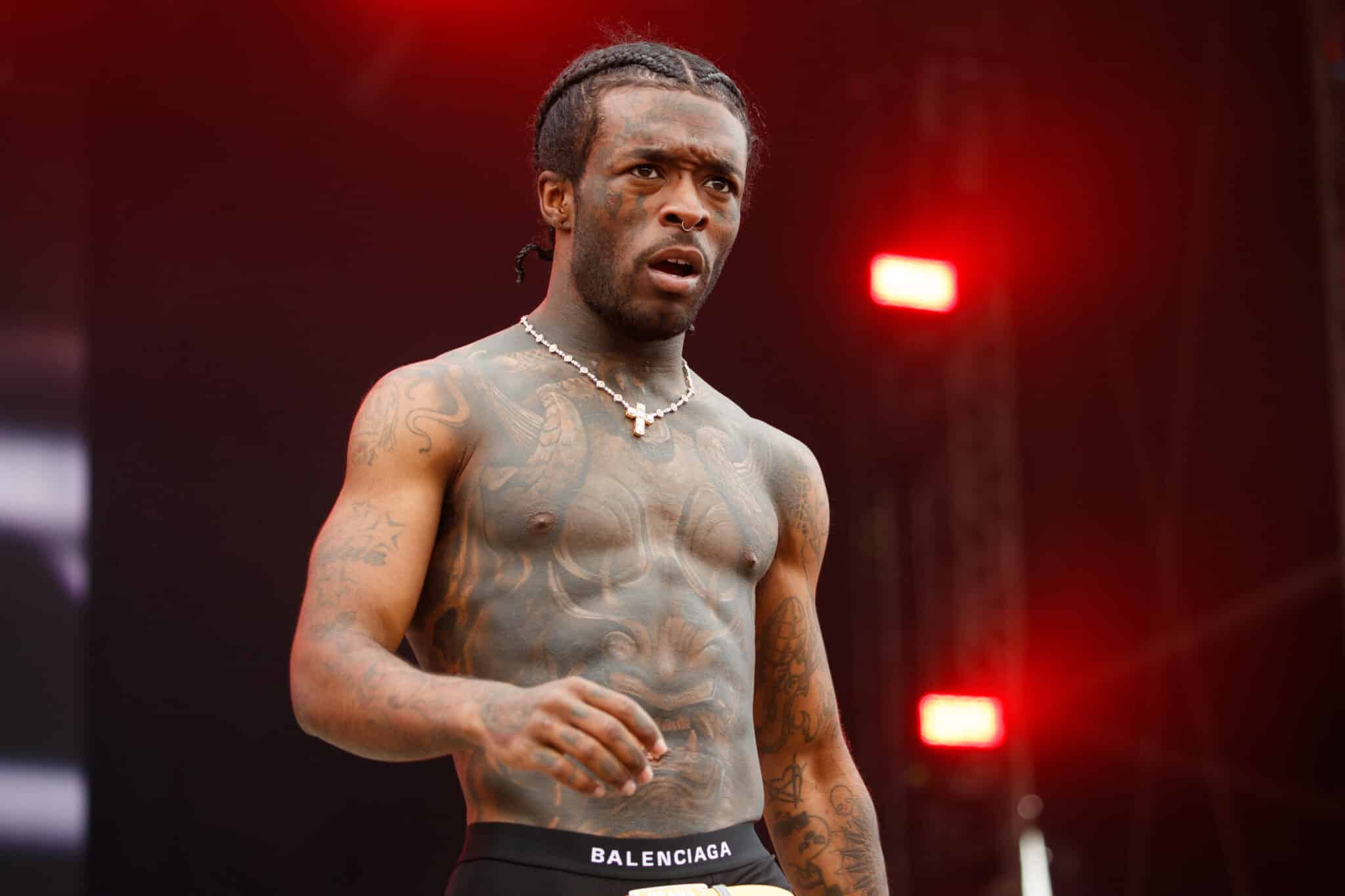 Rapper Lil Uzi Vert quietly changes pronouns to they/them