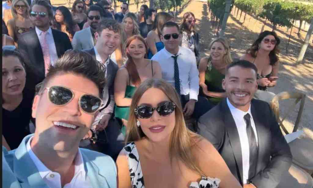 The Modern Family cast attend Sarah Hyland's wedding.