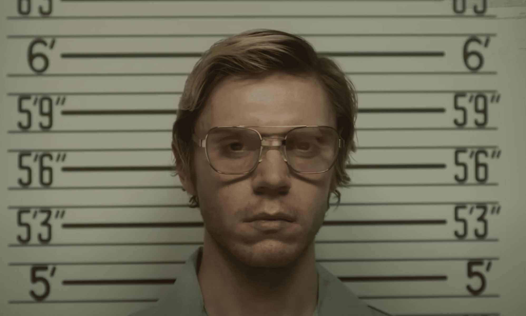 Jeffrey Dahmer Is Played by Evan Peters Play In Terrifying Monster