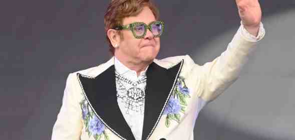Elton John commemorates Queen Elizabeth. (Getty)