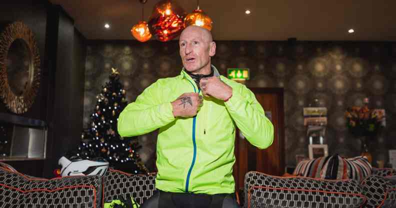 Gareth Thomas unzips his green jacket ahead of his Tour De Trophy challenge