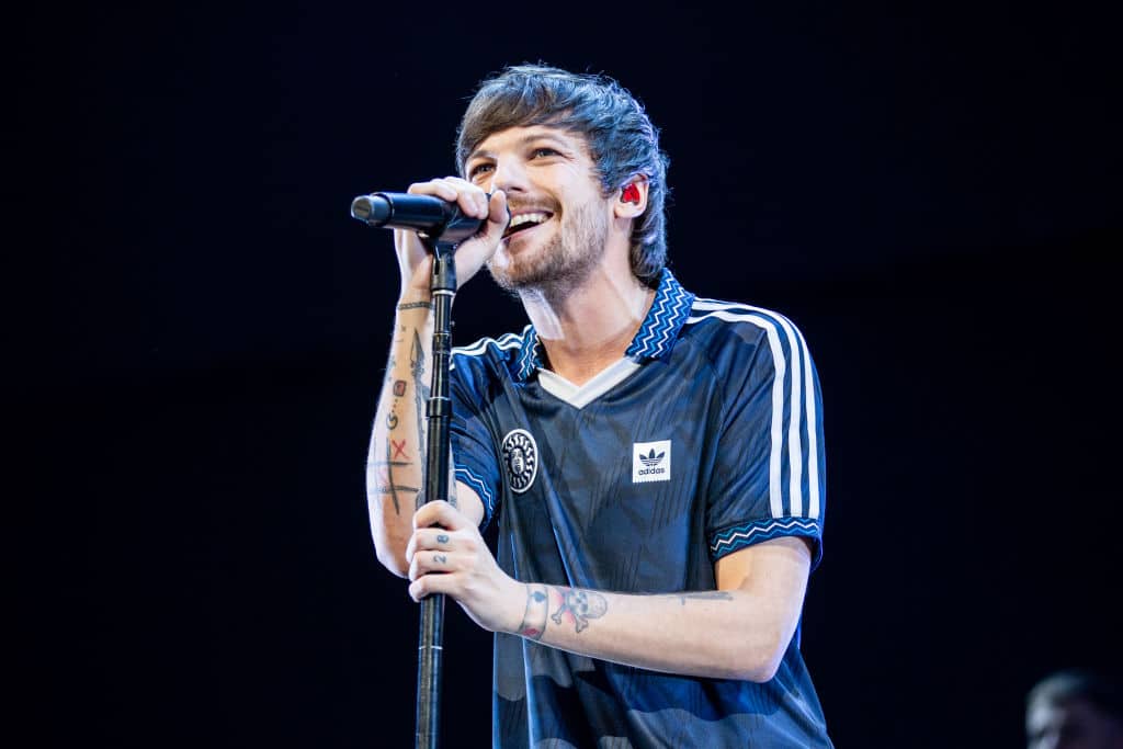 FAITH IN THE FUTURE - LOUIS TOMLINSON SUPPORT at THE O2 ARENA
