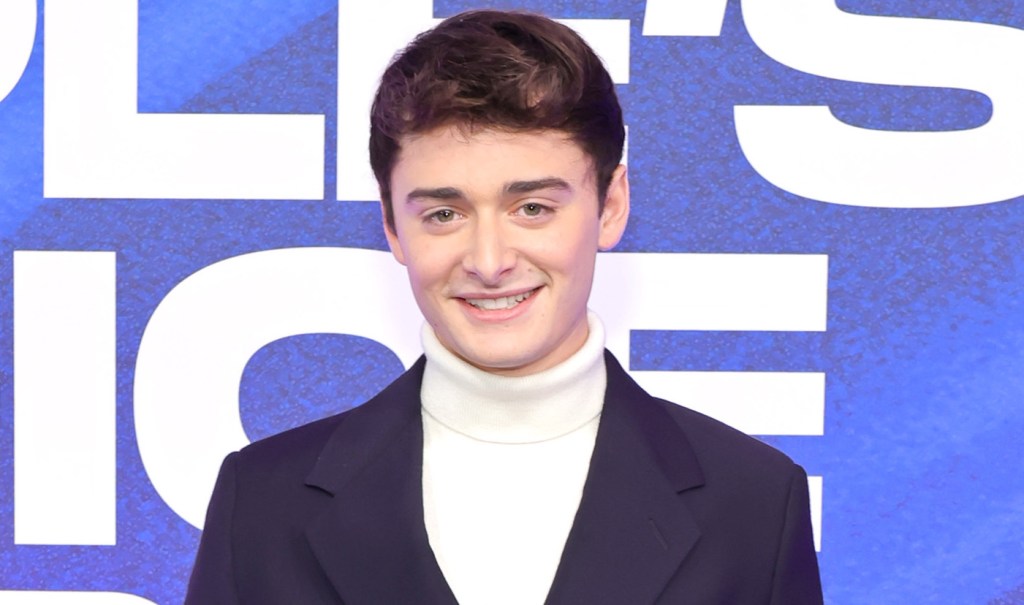 Stranger Things star Noah Schnapp attends the 2022 People's Choice Awards at Barker Hangar on December 06, 2022 in Santa Monica, California