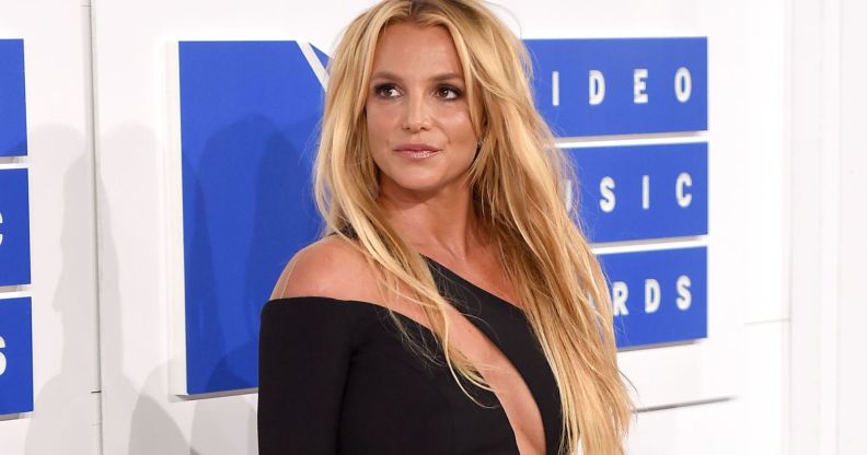 Britney Spears wears a black dress to the 2016 MTV Video Music Awards