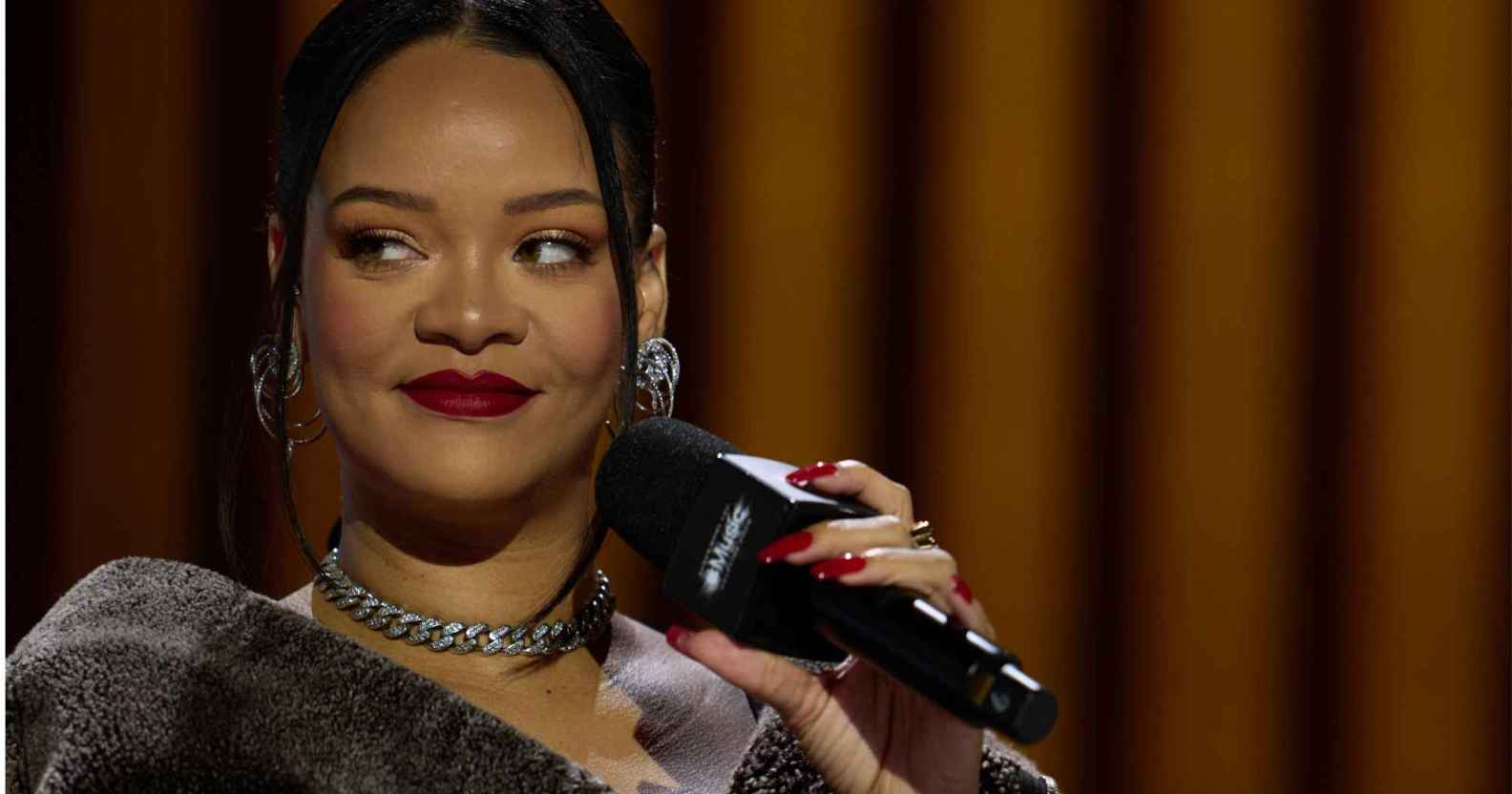 Rihanna fans divided over 2023 Oscars song choice 'Lift Me Up'