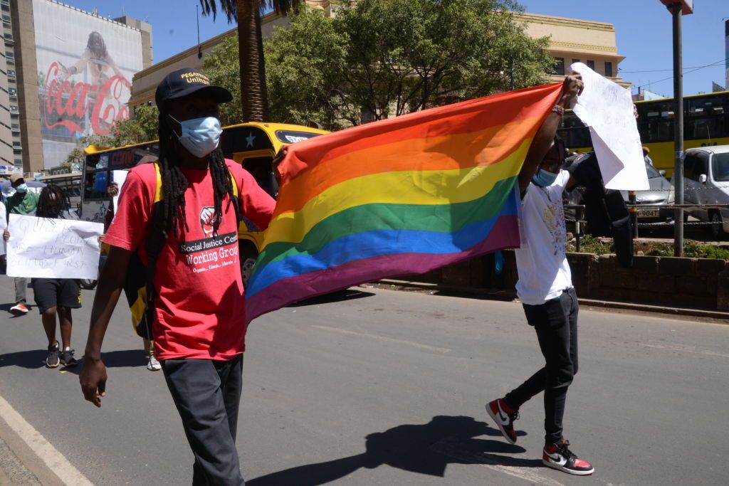 kenya-60-people-reportedly-arrested-in-gay-bar-raid-pinknews