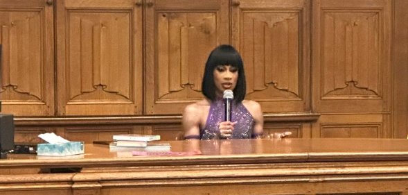 Drag Race star Robin Fierce holds Drag Queen Story Hour event at Yale University