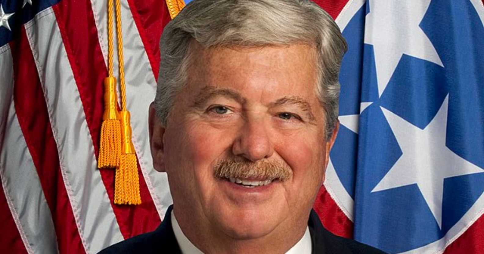 Anti-LGBTQ+ Tennessee governor Randy McNally was caught commenting on gay man’s racy Instagram photos.