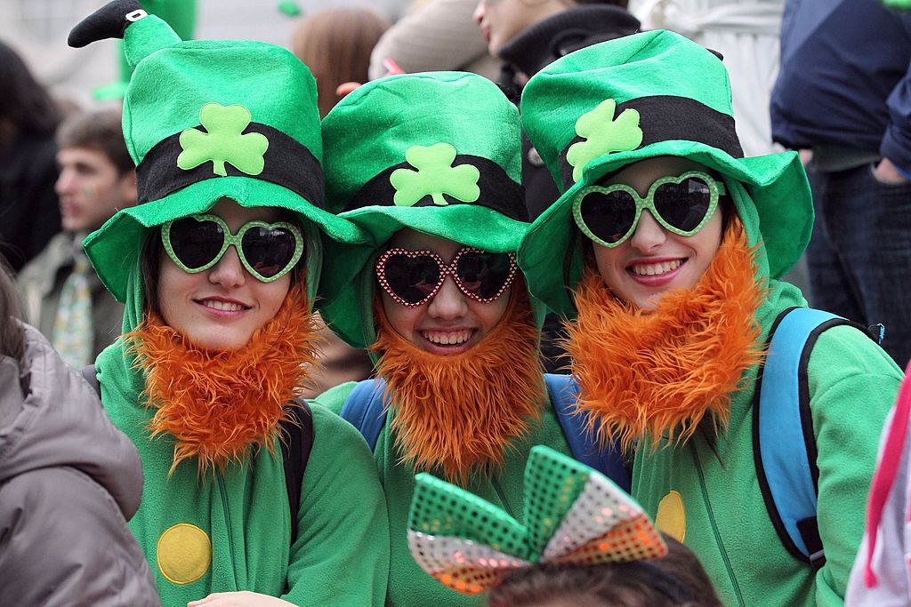 Spectators dressed as leprechauns attend St Patrick's Day parade in Dublin on March 17, 2014. 